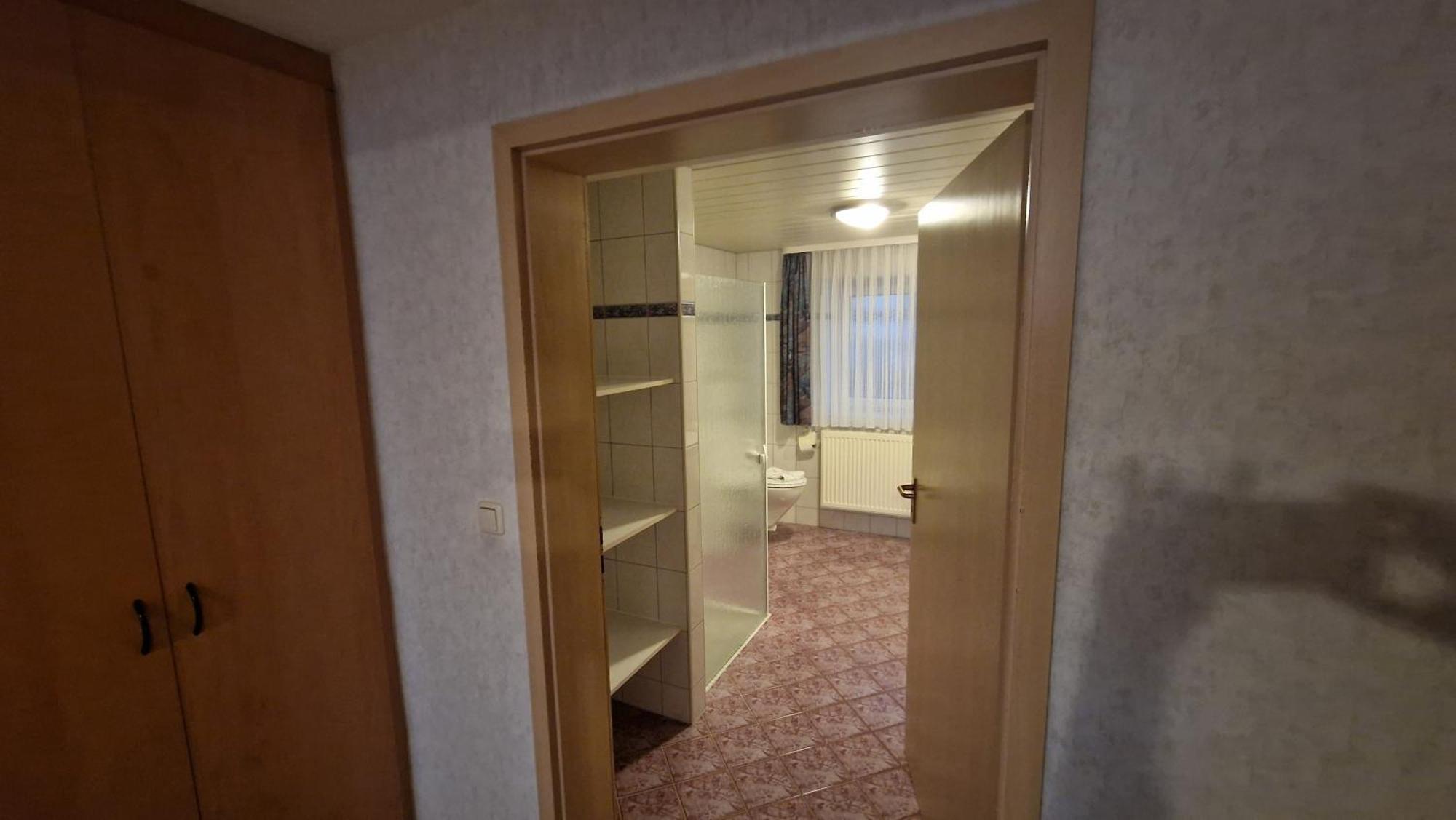 Schwarzer Adler - Hotel Garni Ipsheim Quarto foto
