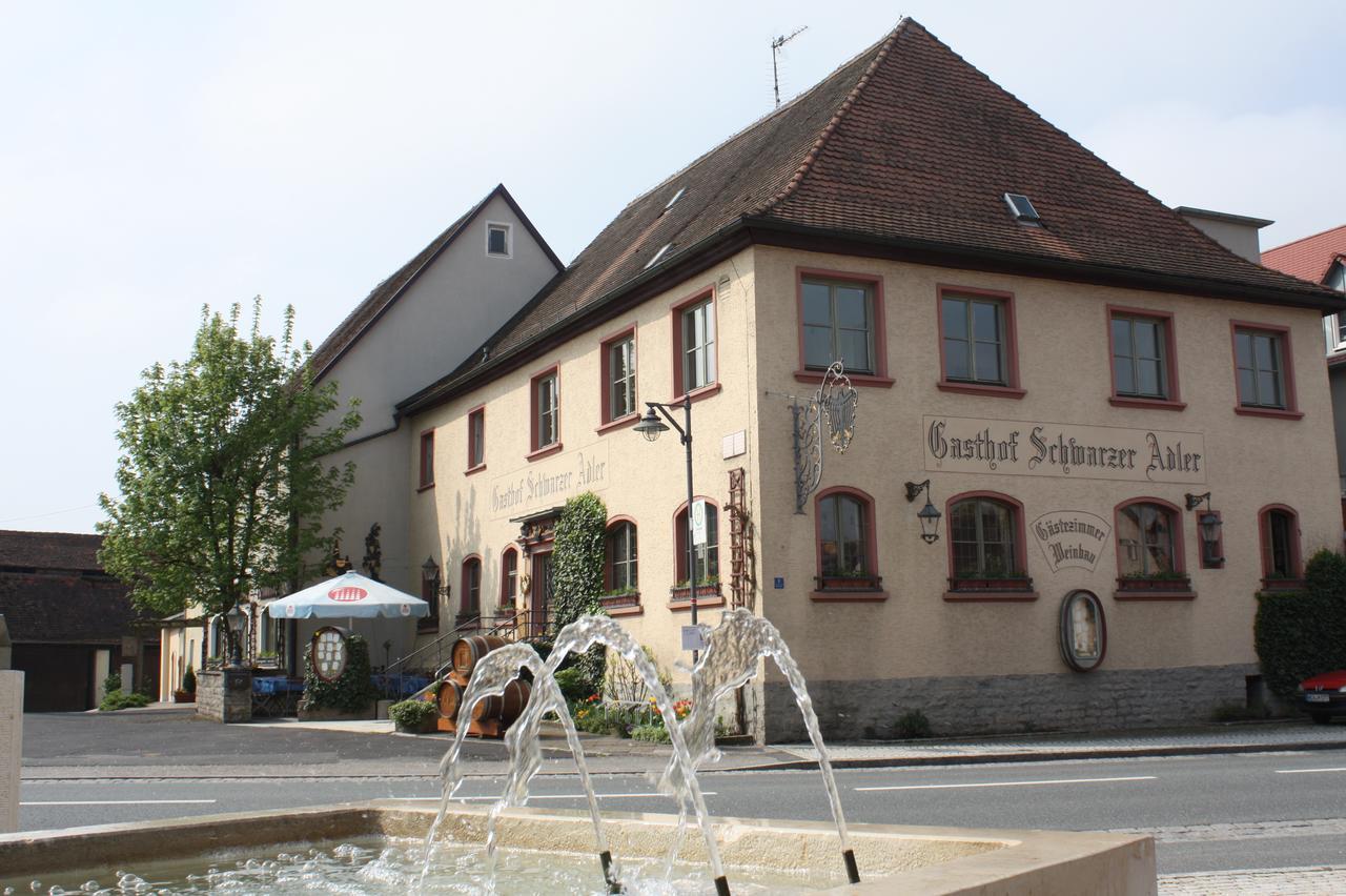 Schwarzer Adler - Hotel Garni Ipsheim Exterior foto